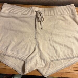 NWT Soma Light Beige “ parchment” Knit Lounge/JAMMIE shorts, tactful sparkles